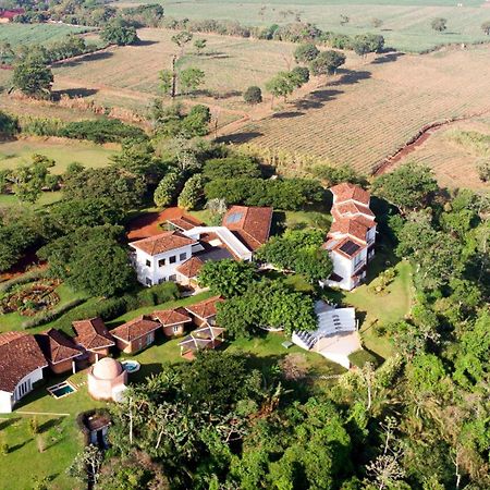 Отель Asclepios Wellness & Healing Retreat Carrillos Экстерьер фото
