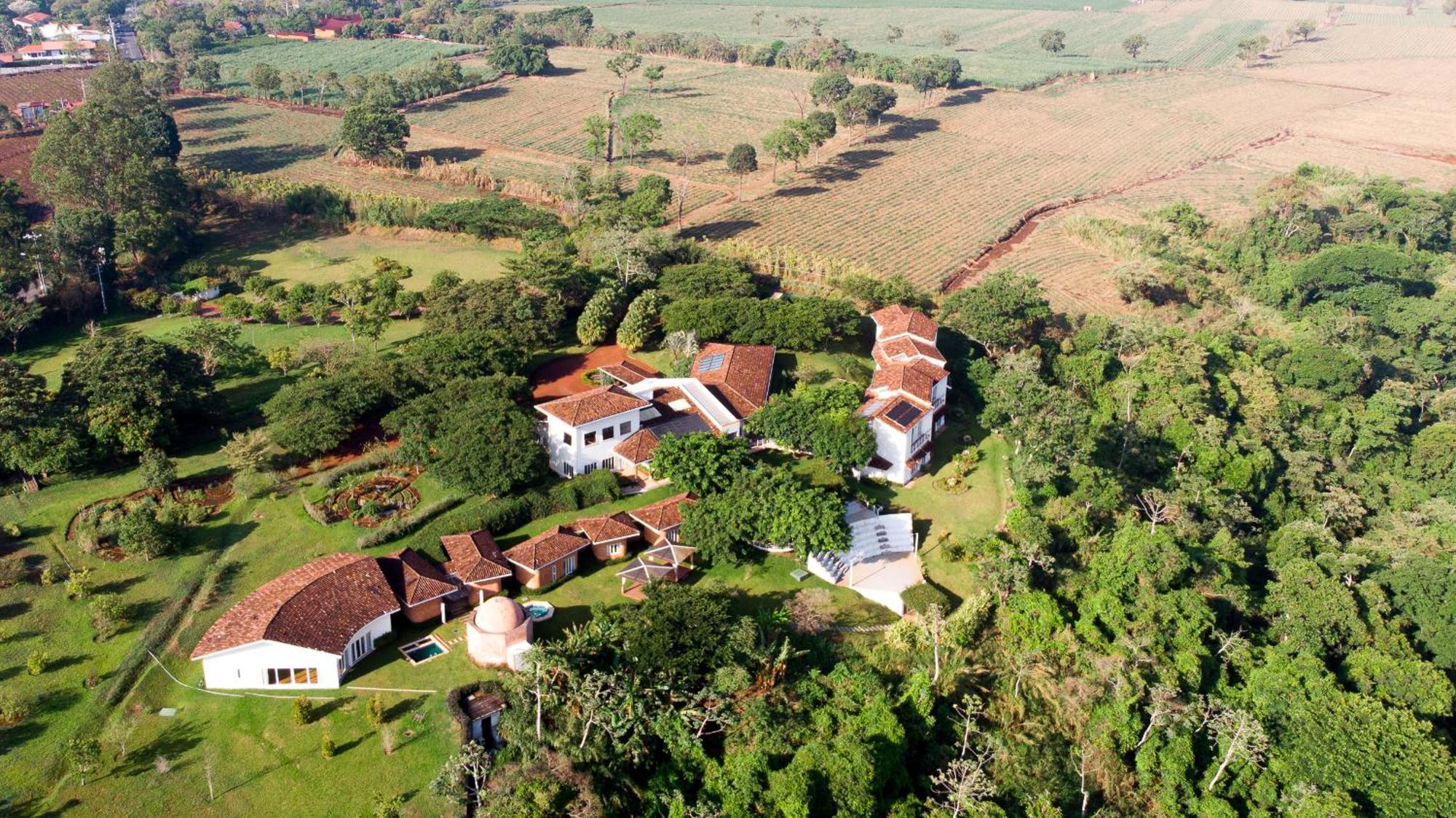 Отель Asclepios Wellness & Healing Retreat Carrillos Экстерьер фото
