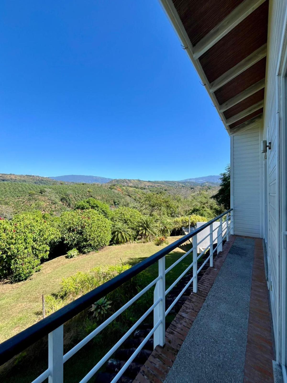 Отель Asclepios Wellness & Healing Retreat Carrillos Экстерьер фото
