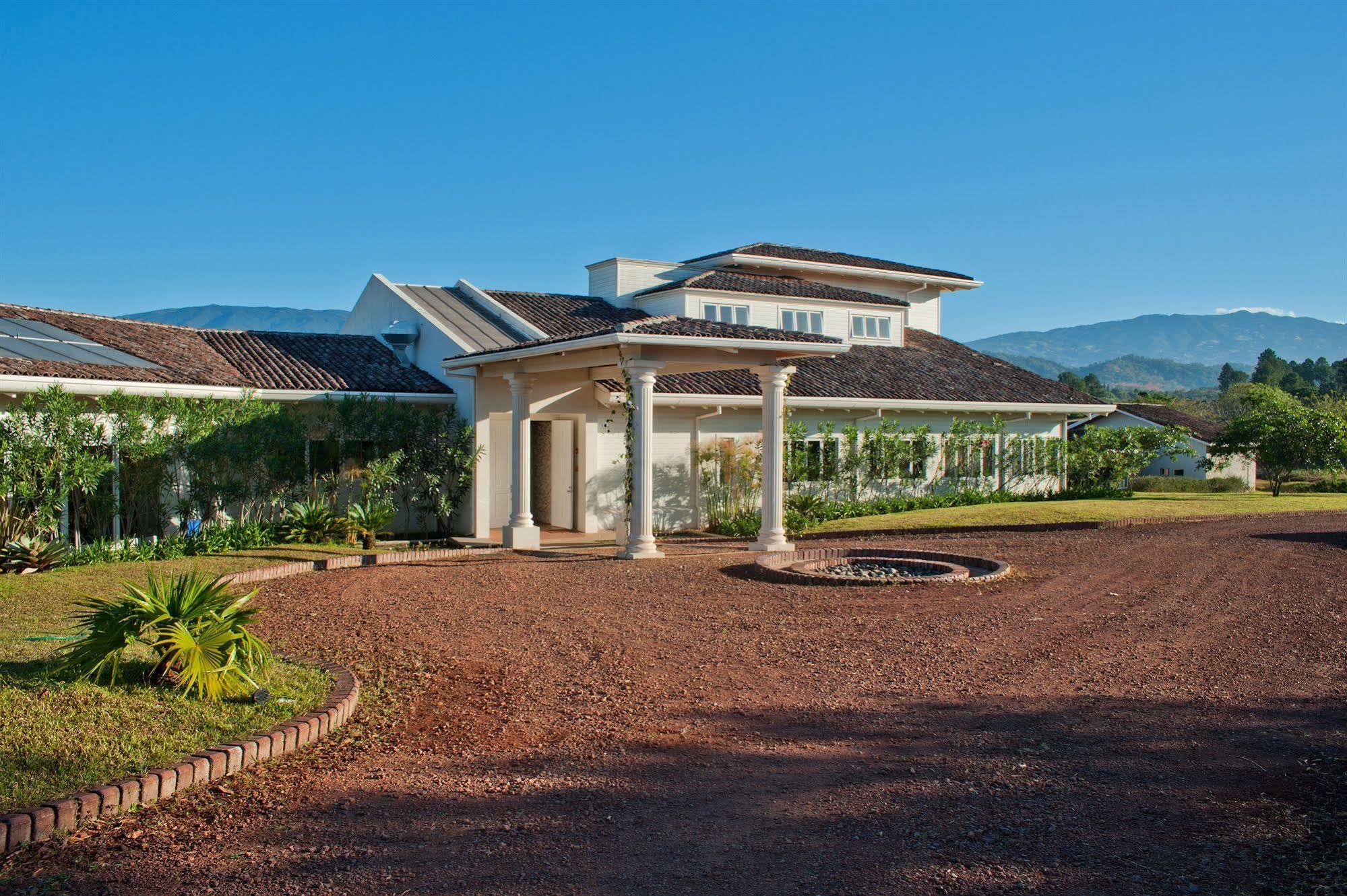 Отель Asclepios Wellness & Healing Retreat Carrillos Экстерьер фото