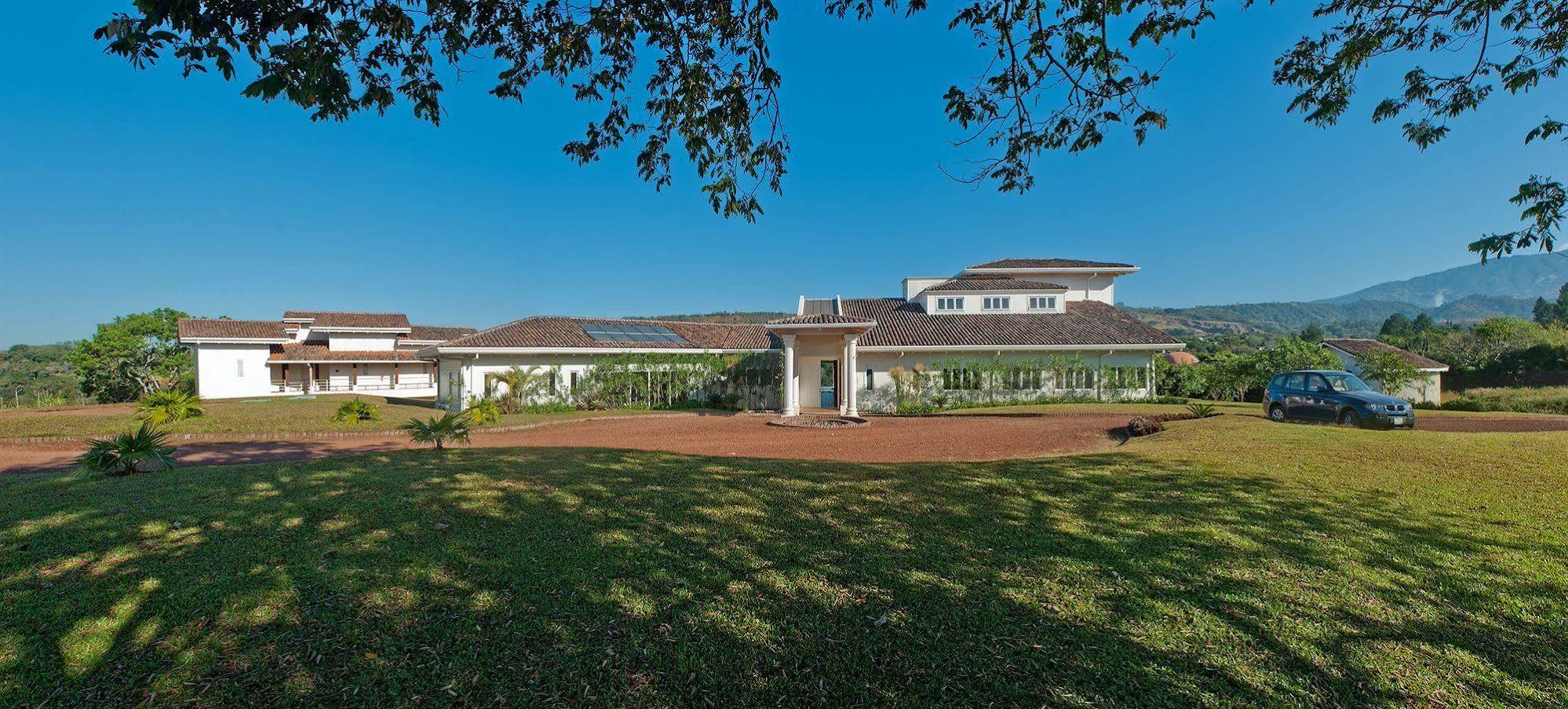 Отель Asclepios Wellness & Healing Retreat Carrillos Экстерьер фото